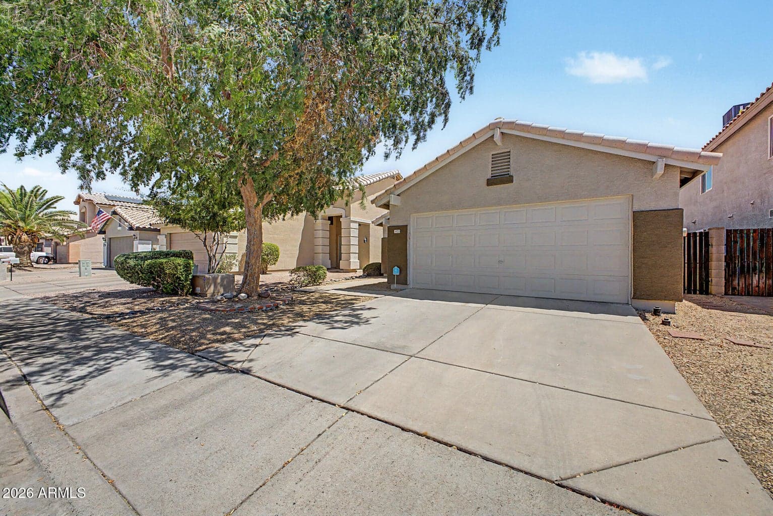 4135 E ANDERSON Drive photo 2