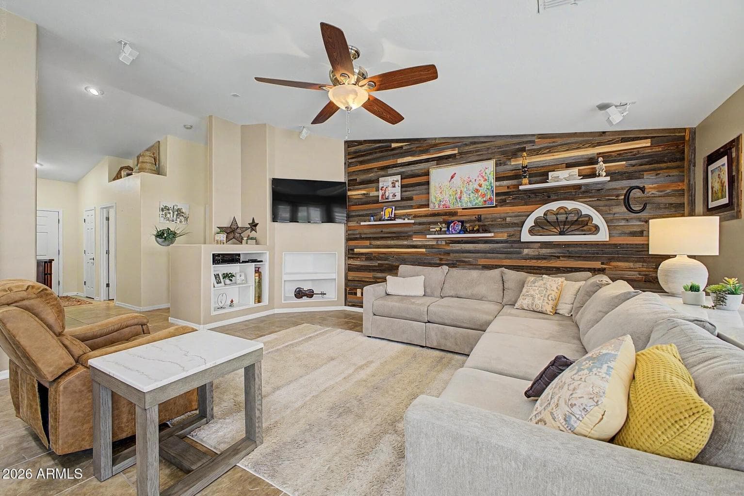 18164 W DESERT Lane photo 6