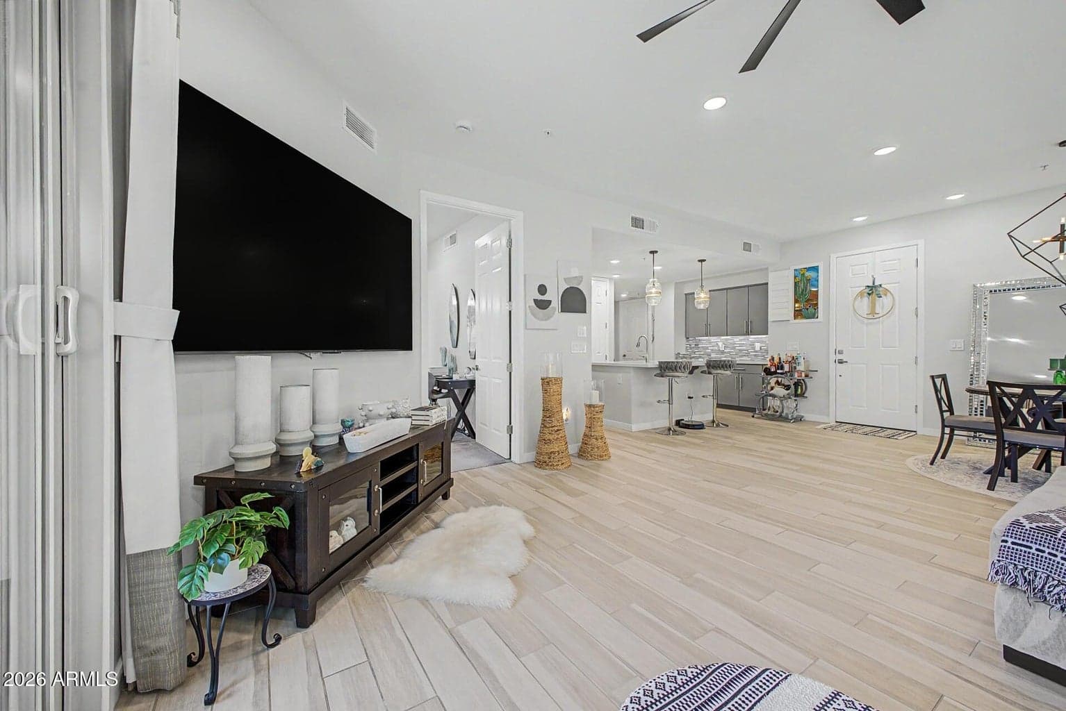 250 W QUEEN CREEK Road 145 photo 5