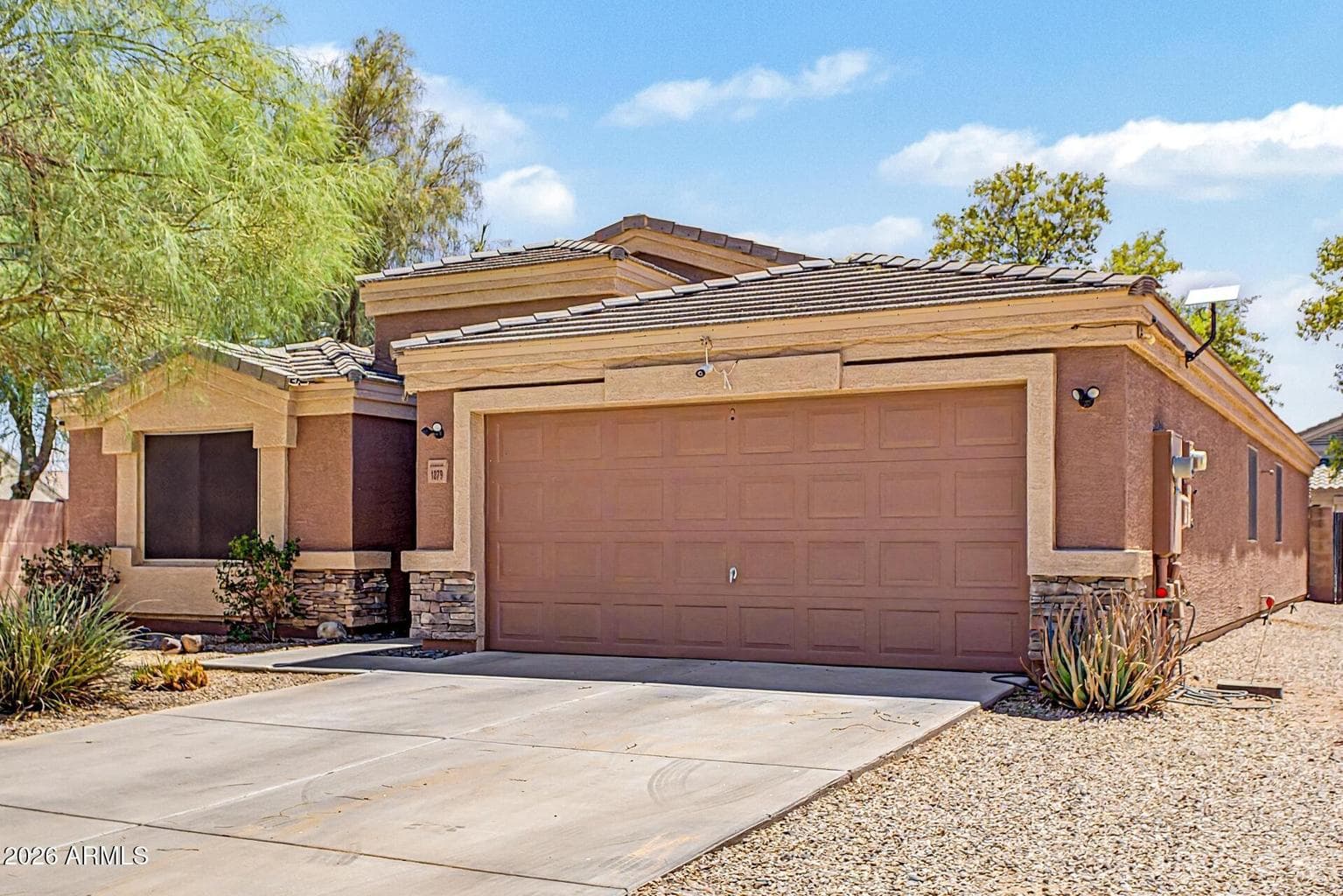 1879 E KACHINA Drive photo 6