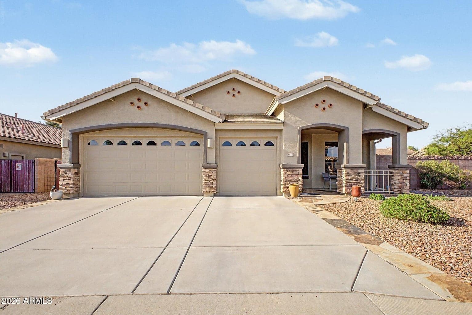 1412 E JADE Drive