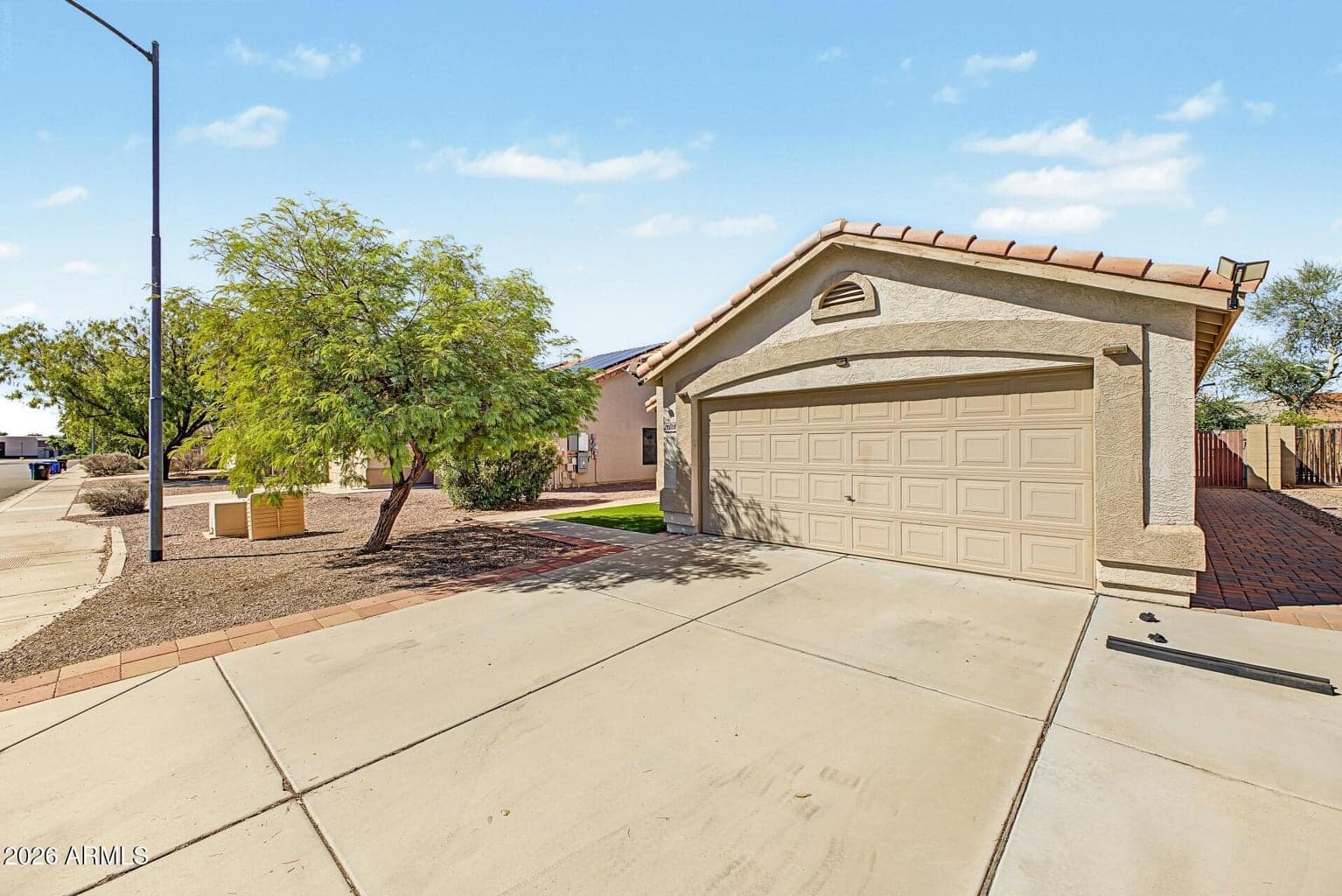 15808 N 138TH Lane photo 3