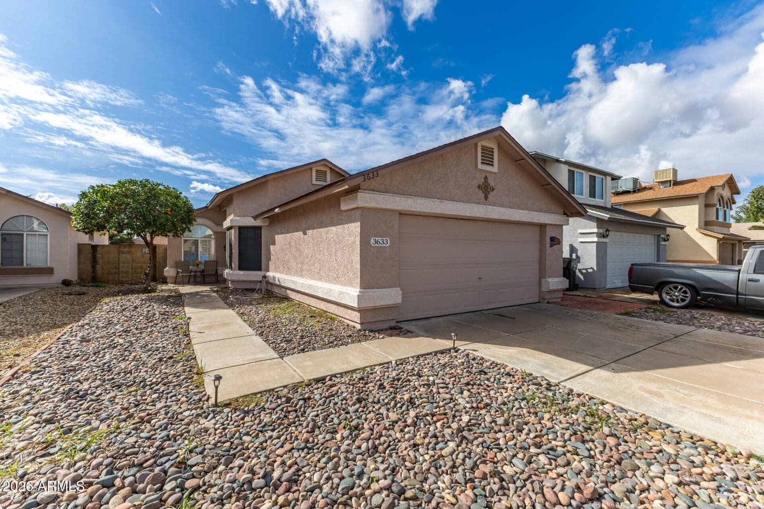 3633 W ESCUDA Drive