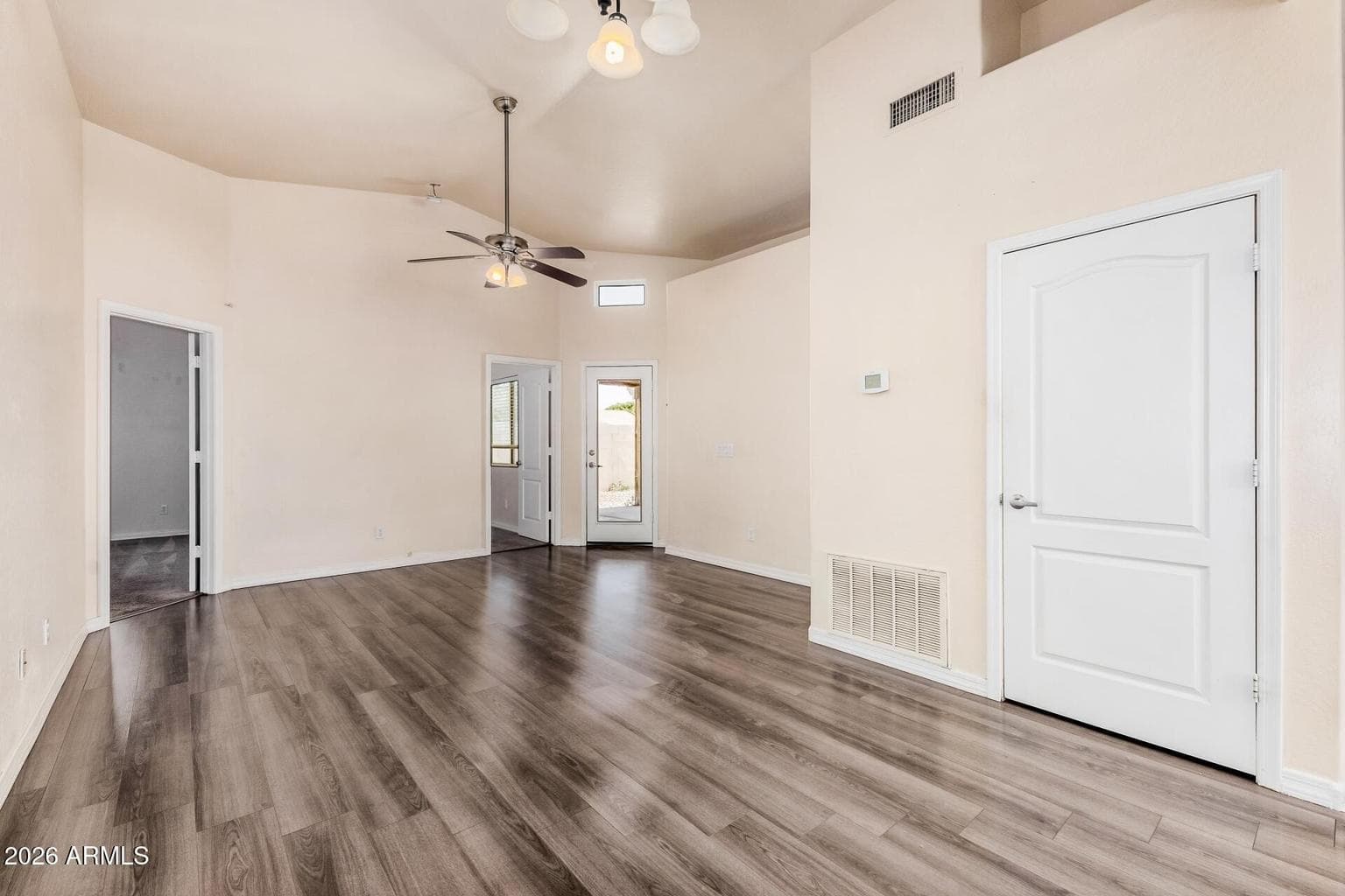 120 N WARREN Street photo 7
