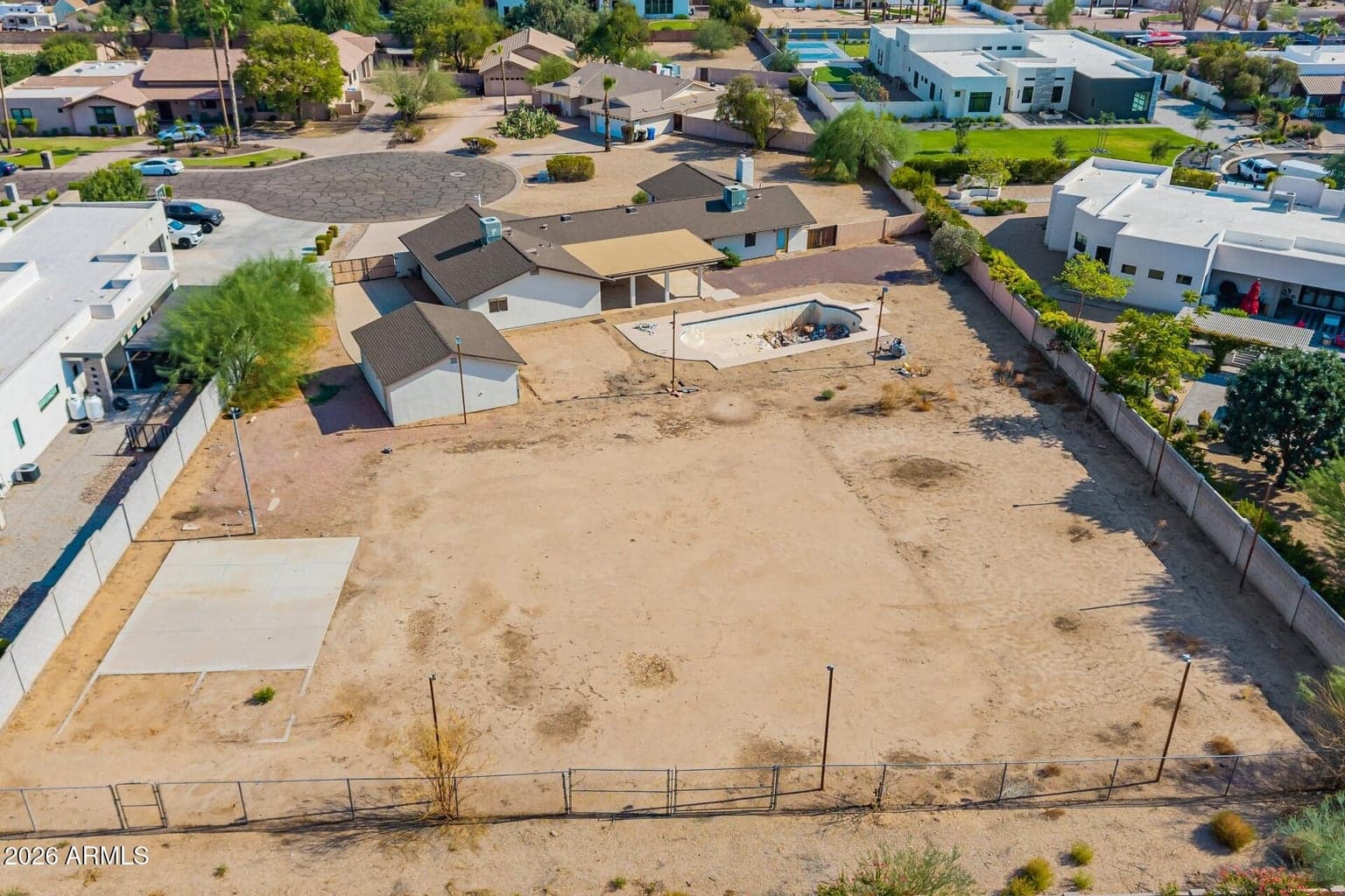 6202 E GOLD DUST Avenue photo 2