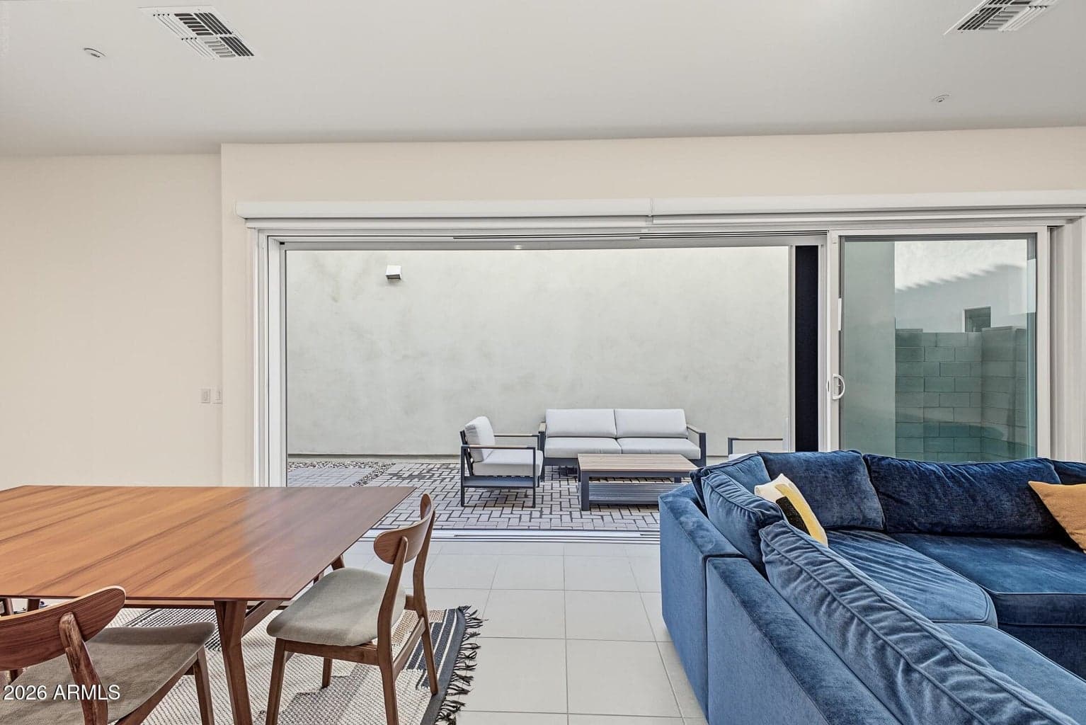 1544 E DUBLIN Street photo 7